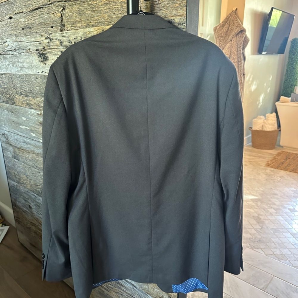 Alton Lane Mercantile Suit Jacket in Charcoal - Picture 3 of 8